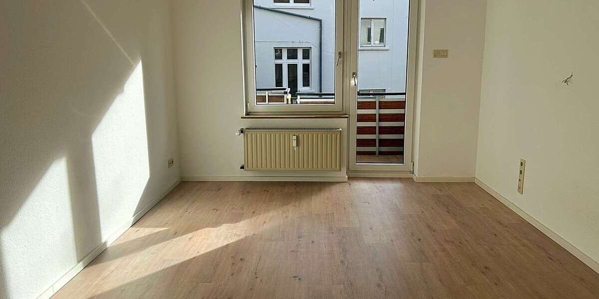 Etagenwohnung Hagen - 2 Zimmer, 86 m&sup2;, 470&euro; | Angebot:26490833