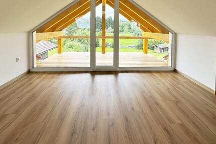 Wohnung Zwiesel - 2 Zimmer, 55 m&sup2;, 700&euro; | Angebot:25728108