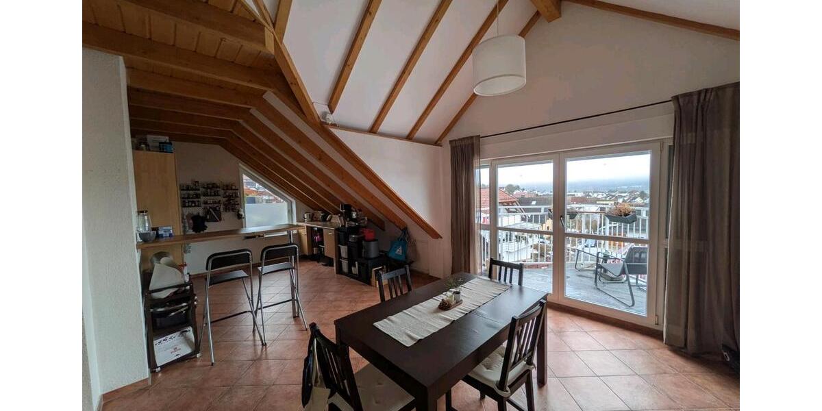 Dachgeschoßwohnung Cölbe - 3 Zimmer, 105 m&sup2;, 1.355&euro; | Angebot:24853689