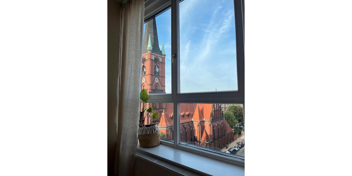 Dachgeschoßwohnung Berlin Friedrichshain-Kreuzberg - 3 Zimmer, 100 m&sup2;, 2.000&euro; | Angebot:26022400