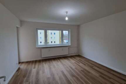 Wohnung zum Mieten in Lübeck 768 € 64 m² 2.5 zimmer