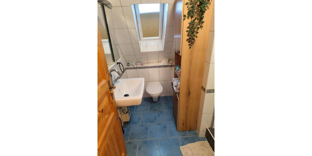 Dachgeschoßwohnung Radevormwald - 3.5 Zimmer, 78 m&sup2;, 730&euro; | Angebot:24857728