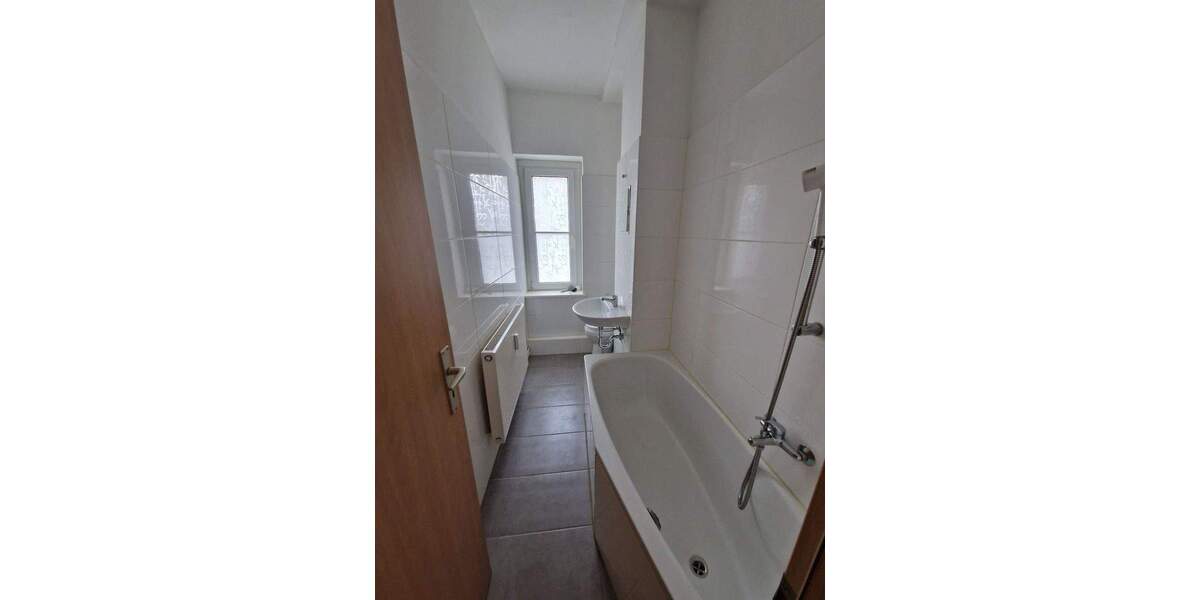 Etagenwohnung Magdeburg Cracau - 2 Zimmer, 43 m&sup2;, 309&euro; | Angebot:25800123