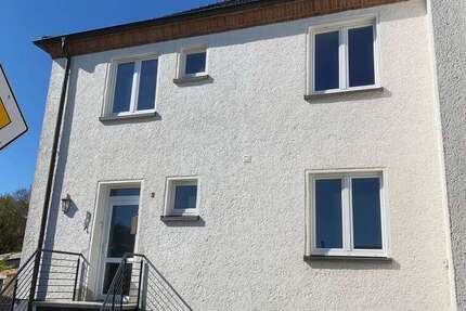 Haus Grevesmühlen - 4 Zimmer, 100 m&sup2;, 850&euro; | Angebot:27137374