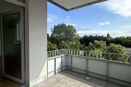 Wohnung Berlin Spandau - 3 Zimmer, 71 m&sup2;, 1.389&euro; | Angebot:27263736