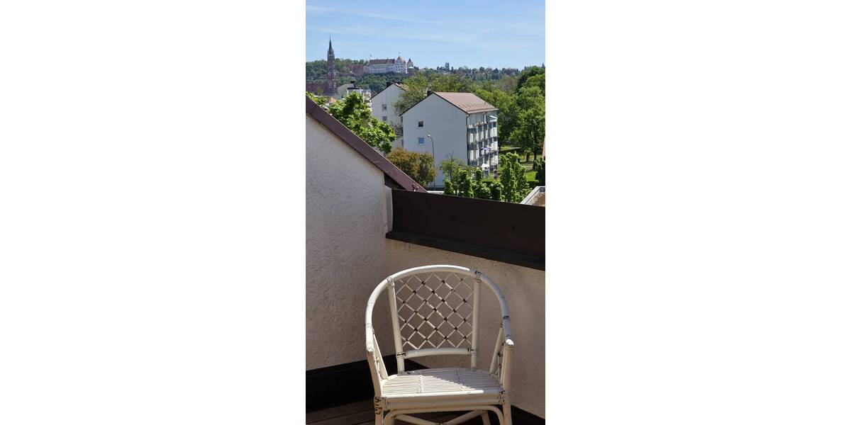 Etagenwohnung Landshut West - 4 Zimmer, 100 m&sup2;, 1.200&euro; | Angebot:26542811