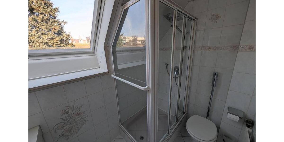 Dachgeschoßwohnung Waiblingen Bittenfeld - 3 Zimmer, 75 m&sup2;, 1.250&euro; | Angebot:25081509