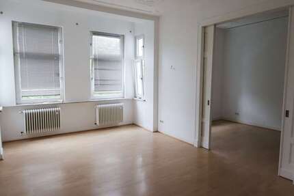 Wohnung Wuppertal Gemarkung Elberfeld - 4 Zimmer, 100 m&sup2;, 730&euro; | Angebot:26111681
