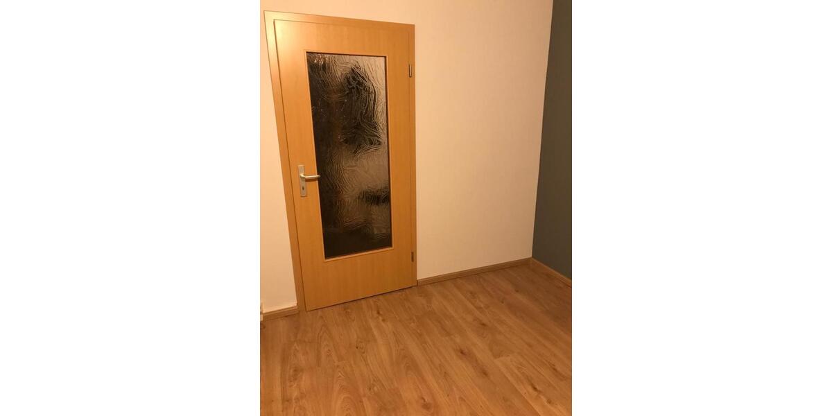 Etagenwohnung Roßleben-Wiehe Wiehe - 3 Zimmer, 65 m&sup2;, 450&euro; | Angebot:25057561