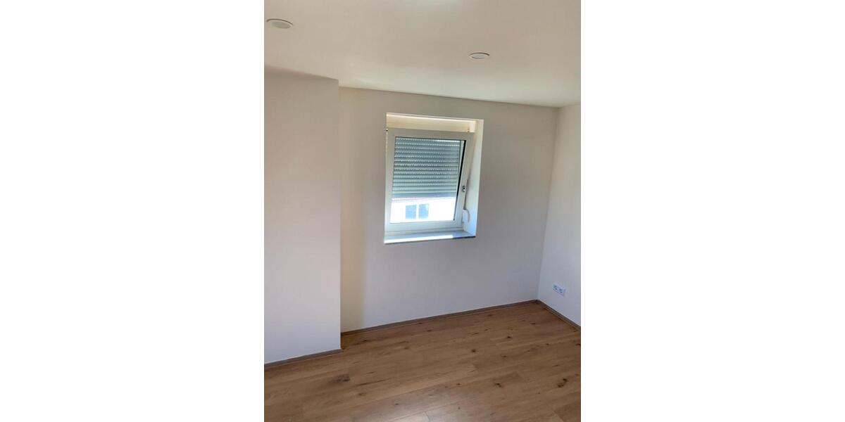 Etagenwohnung Essenbach - 3 Zimmer, 70 m&sup2;, 1.300&euro; | Angebot:24772245