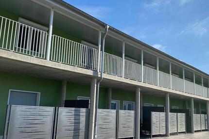 Wohnung Aschersleben - 2 Zimmer, 80 m&sup2;, 660&euro; | Angebot:25316745