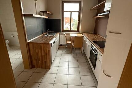3-Zimmer Wohnung mit Gartenanteil zimmer