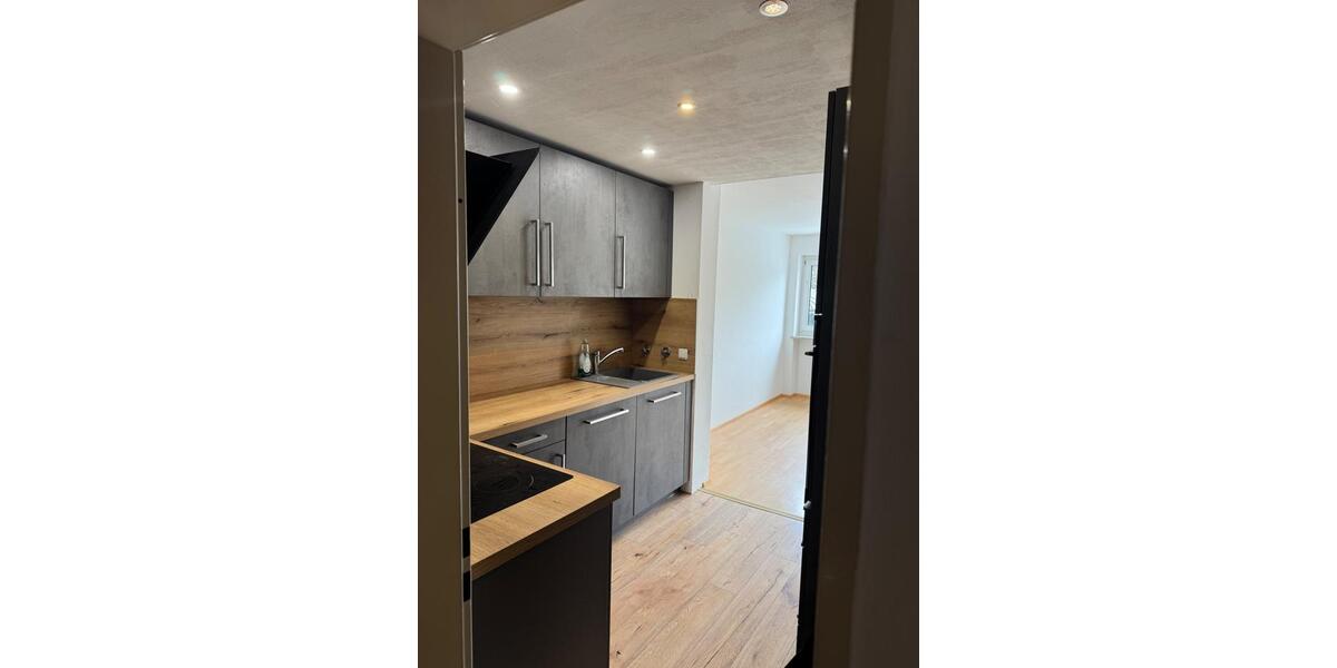 Hochparterre Kempten (Allgäu) - 2.5 Zimmer, 73 m&sup2;, 1.200&euro; | Angebot:26639966