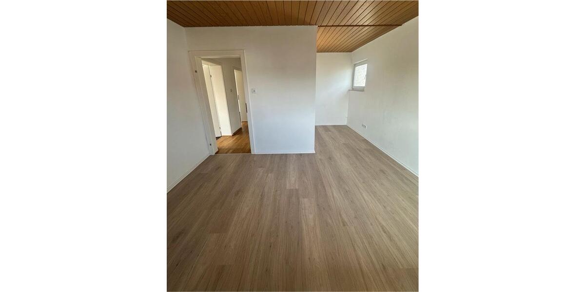 Einfamilienhaus Mainz Gonsenheim - 5 Zimmer, 144 m&sup2;, 2.250&euro; | Angebot:26615151