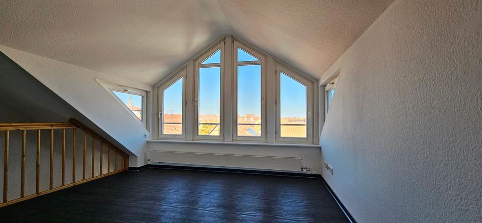 Dachgeschoßwohnung Mühlhausen (Thüringen) - 3 Zimmer, 109 m&sup2;, 810&euro; | Angebot:25975048