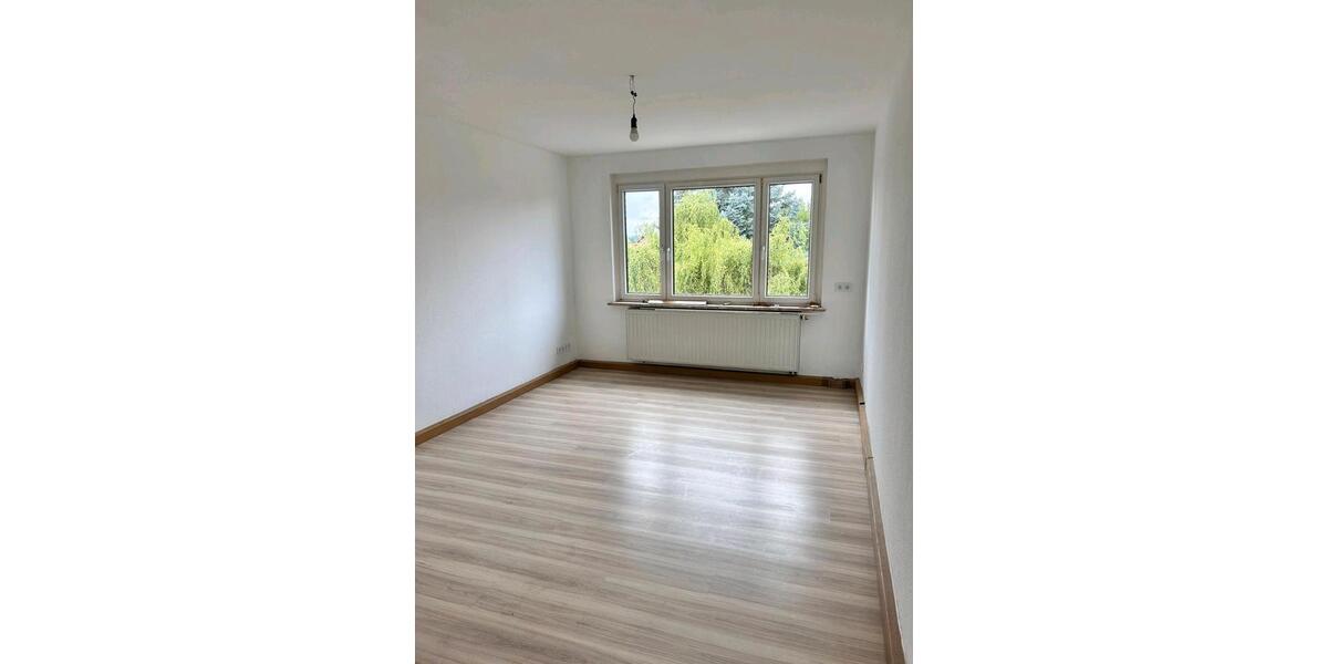 Etagenwohnung Neustadt an der Orla - 3 Zimmer, 70 m&sup2;, 390&euro; | Angebot:26580708