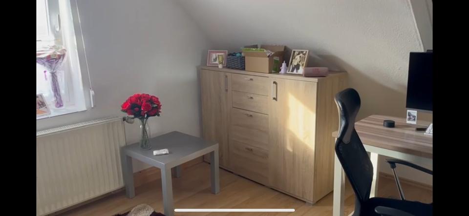 Dachgeschoßwohnung Bielefeld Schildesche - 1.5 Zimmer, 45 m&sup2;, 450&euro; | Angebot:26680696