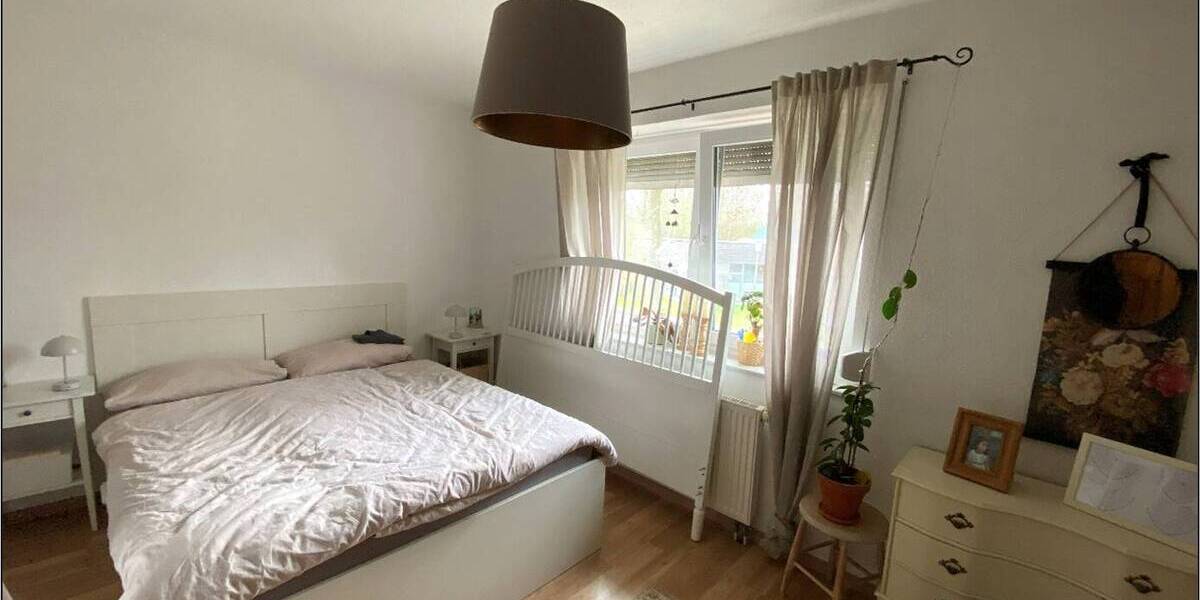 Doppelhaushälfte Oldenburg Ofenerdiek - 4 Zimmer, 100 m&sup2;, 1.200&euro; | Angebot:26189369