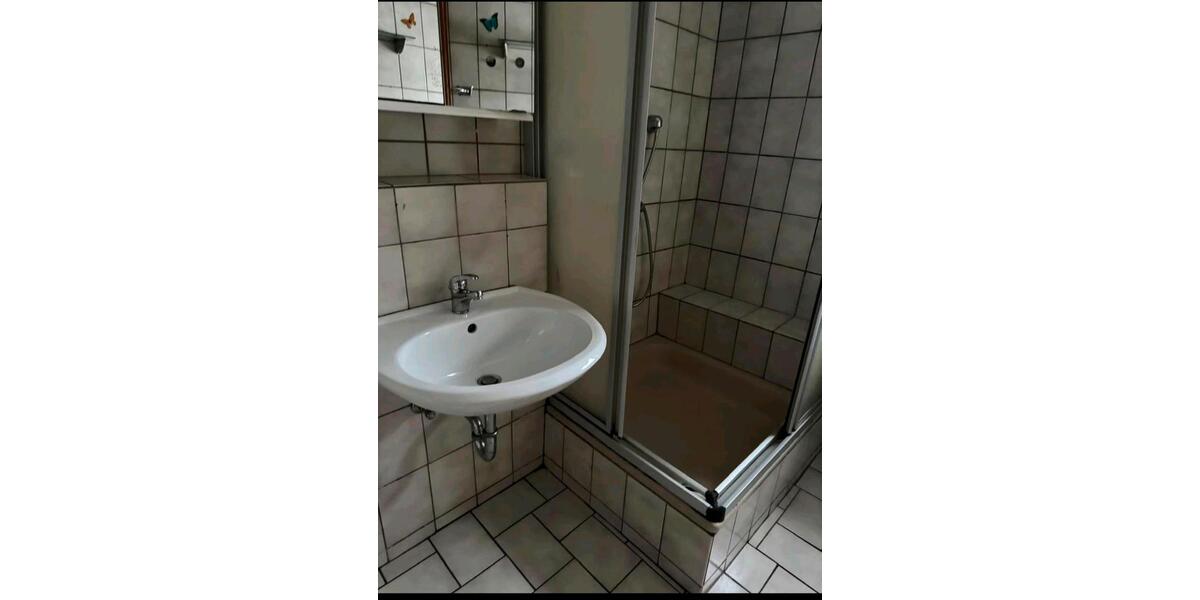 Erdgeschoßwohnung Büren - 3 Zimmer, 85 m&sup2;, 595&euro; | Angebot:25982705