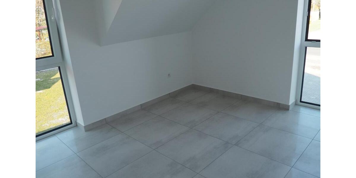 Dachgeschoßwohnung Westoverledingen - 3 Zimmer, 71 m&sup2;, 780&euro; | Angebot:26252515