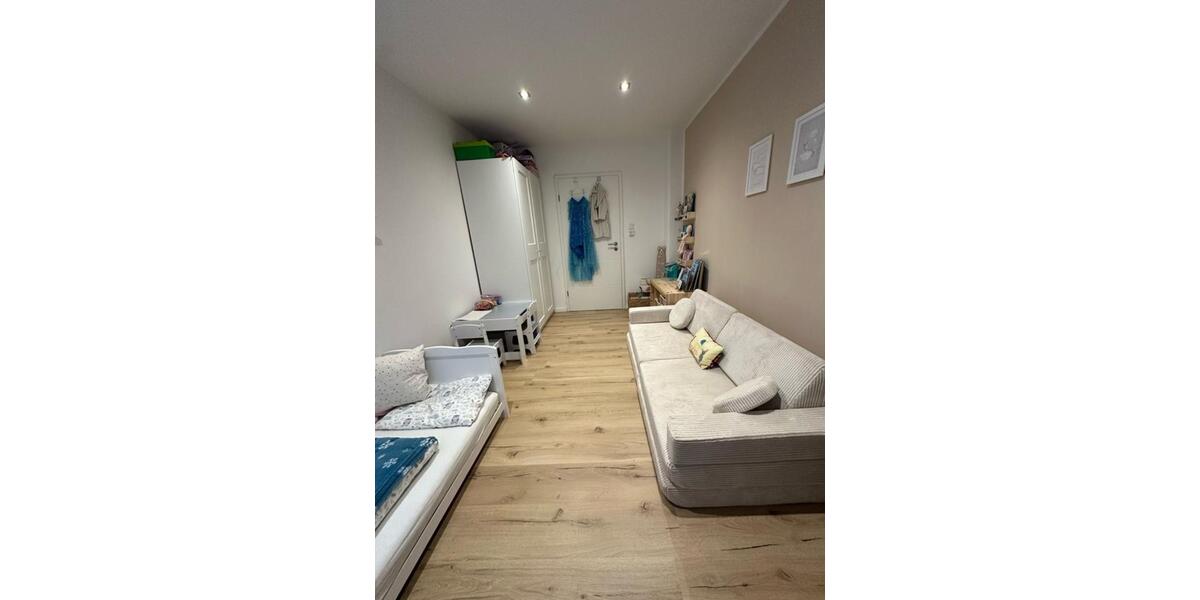 Etagenwohnung Sundern (Sauerland) - 3 Zimmer, 80 m&sup2;, 580&euro; | Angebot:25246330