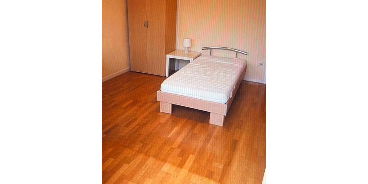 Wohnen auf Zeit Detmold - 1 Zimmer, 28 m&sup2;, 380&euro; | Angebot:25634378