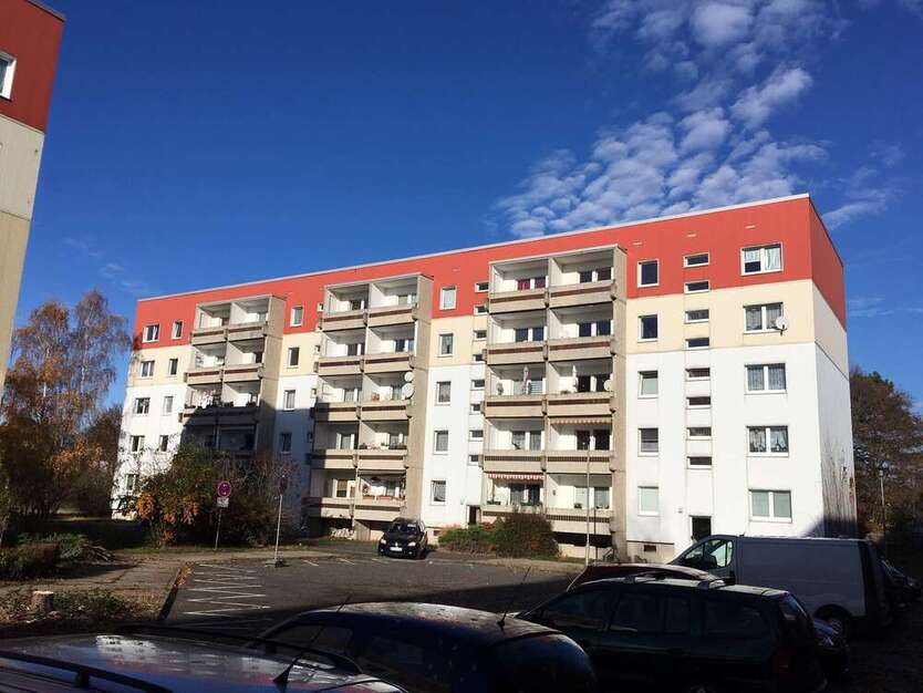 Wohnung zum Mieten in Holzhausen 315 € 48.45 m²