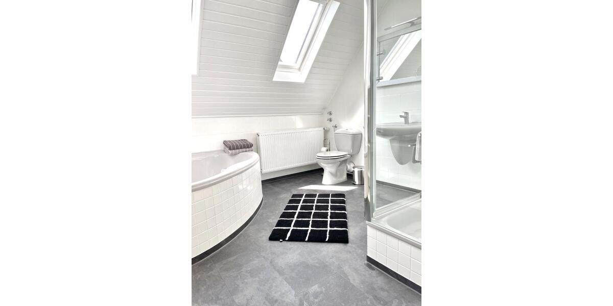 3ZKB Wohnung mit Balkon direkt an der Mosel im Ortsteil Wolf 3 zimmer