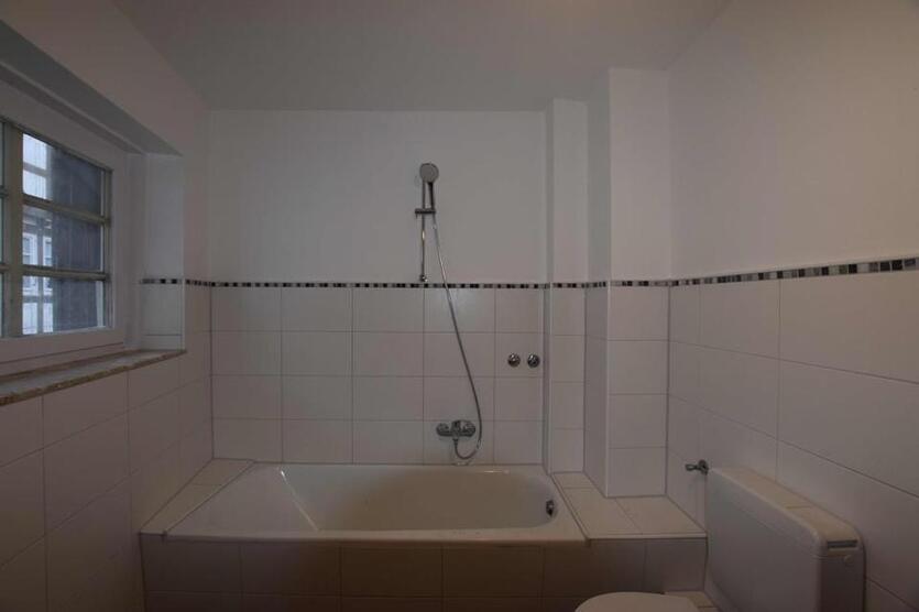 +++ Ich wurde renoviert! Charmante 4-Raumwohnung über 2 Etagen mit Tageslichtbad +++ zimmer