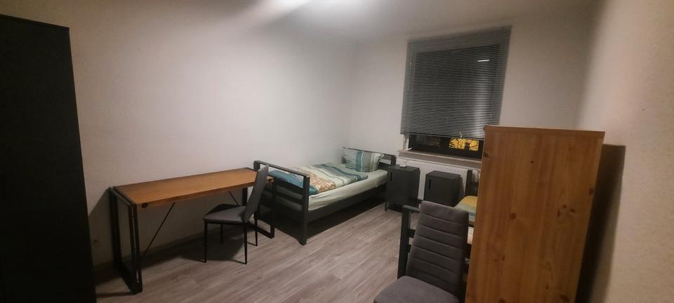 Etagenwohnung Leuna - 3 Zimmer, 75 m&sup2;, 920&euro; | Angebot:24649616