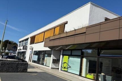 Ladenlokal mit großer Lagerfläche in Dahlbruch zu vermieten zimmer