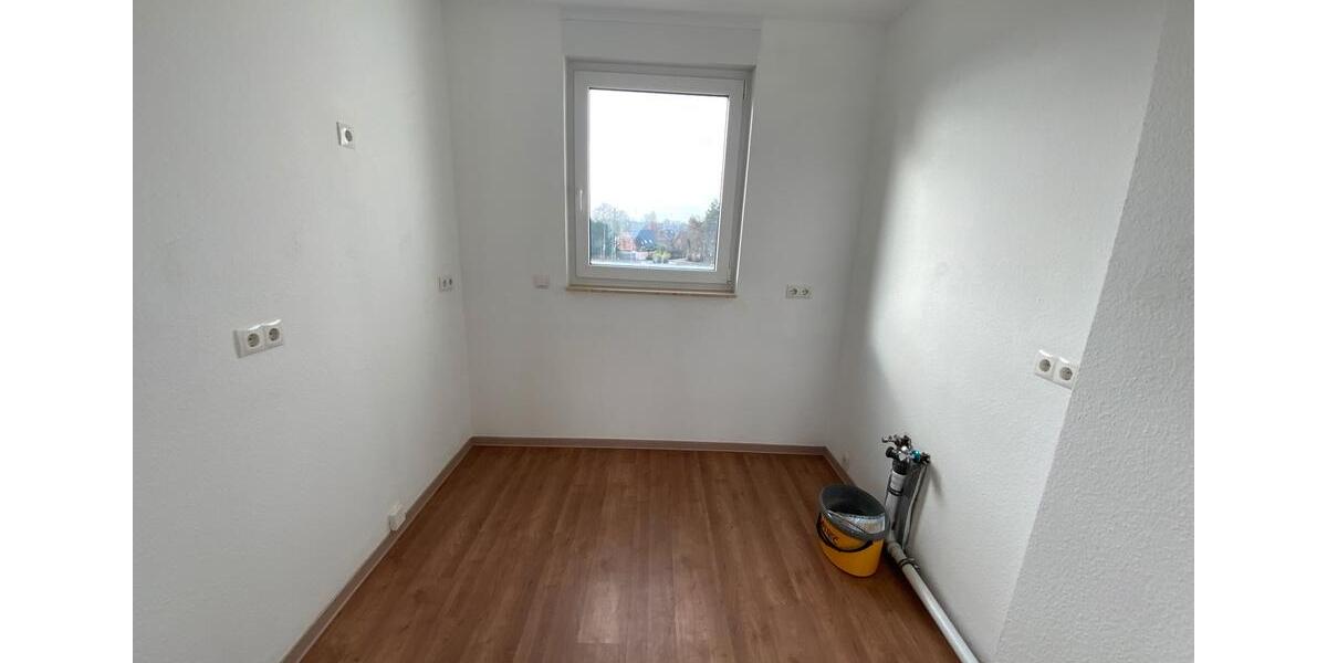 Dachgeschoßwohnung Meerbusch - 3 Zimmer, 111 m&sup2;, 1.589&euro; | Angebot:25307483