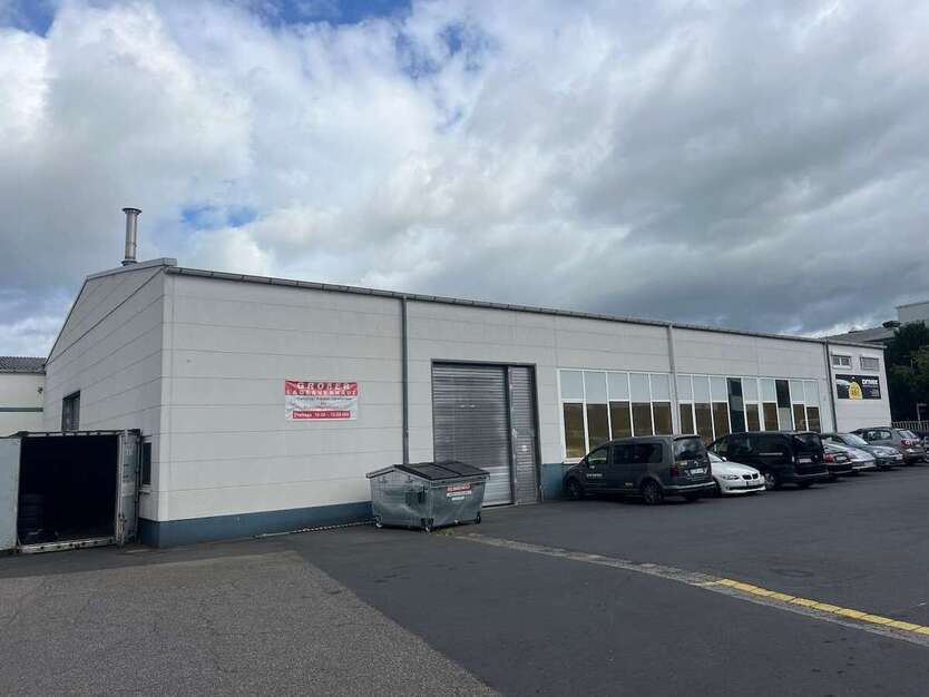 Halle in Bergisch Gladbach 3.600 € 600 m² zimmer