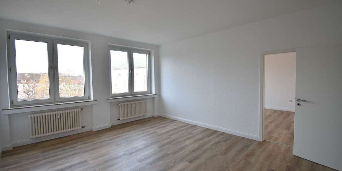 Etagenwohnung Essen Stadtkern - 3 Zimmer, 92 m&sup2;, 895&euro; | Angebot:24877066