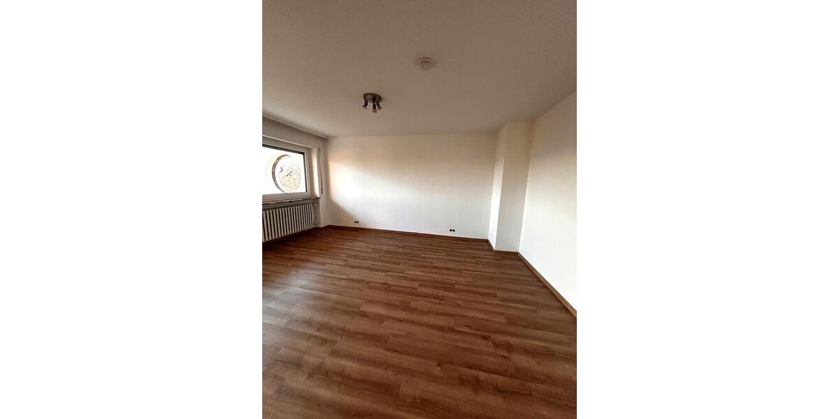 Etagenwohnung Ebelsbach - 3 Zimmer, 86 m&sup2;, 900&euro; | Angebot:24703583