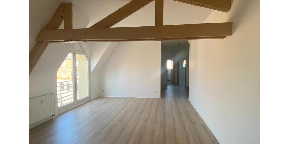 Dachgeschoßwohnung Staßfurt - 2 Zimmer, 94 m&sup2;, 500&euro; | Angebot:24587336