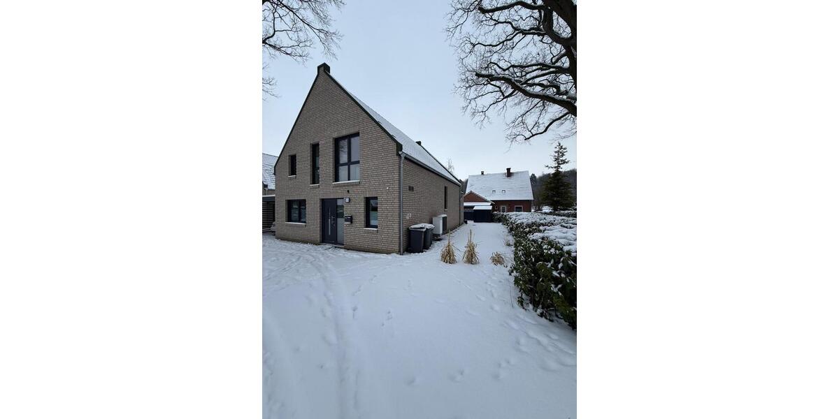 Einfamilienhaus Großenkneten - 4 Zimmer, 157 m&sup2;, 1.850&euro; | Angebot:24857772