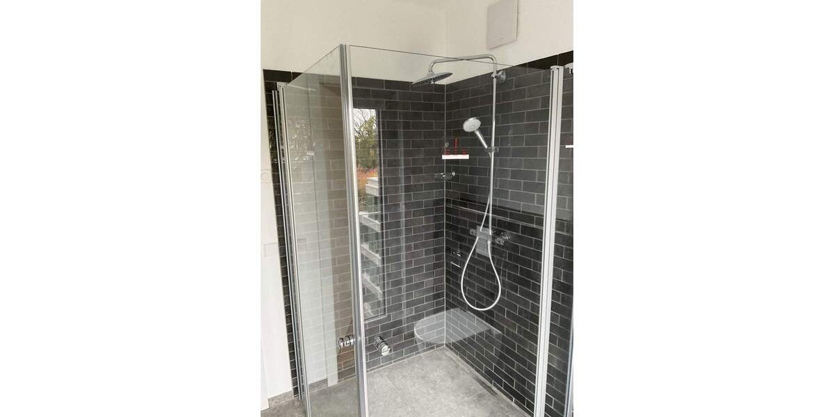 Moderner Wohnkomfort - viel Platz + Freiraum! 3 Zimmer + Loggia, Einbauküche, Tageslichtbad,Gäste-WC 3 zimmer