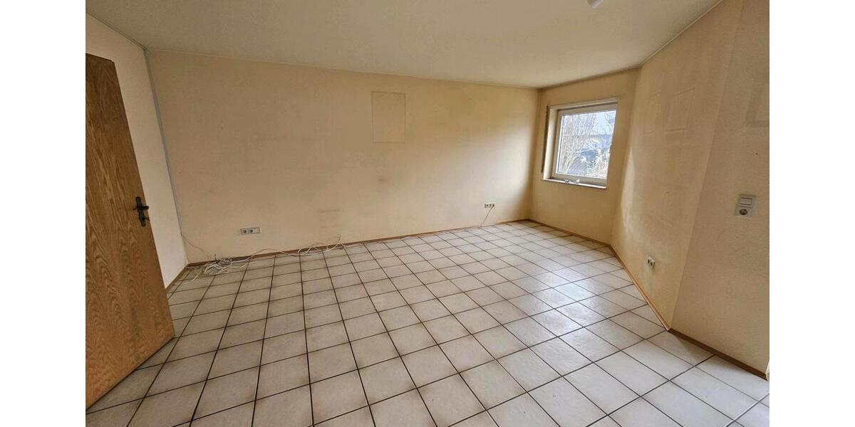 Doppelhaushälfte Wörth am Rhein - 6 Zimmer, 140 m&sup2;, 1.300&euro; | Angebot:25161044