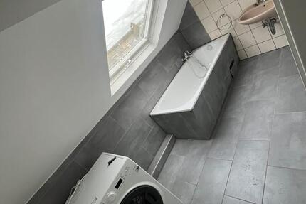 3 Zimmer Dachgeschoss Wohnung Zu Vermieten in Stolberg Büsbach zimmer