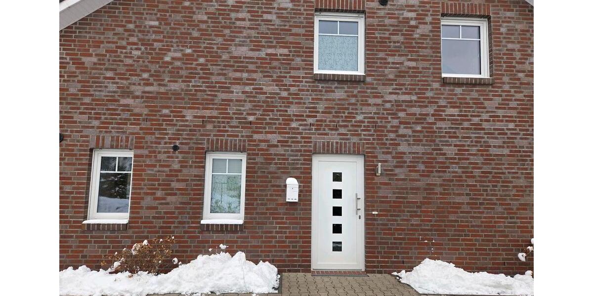 3 ZKB, GästeWC,Vollwanne mit Gartenanteil in Wallhöfen 3 zimmer