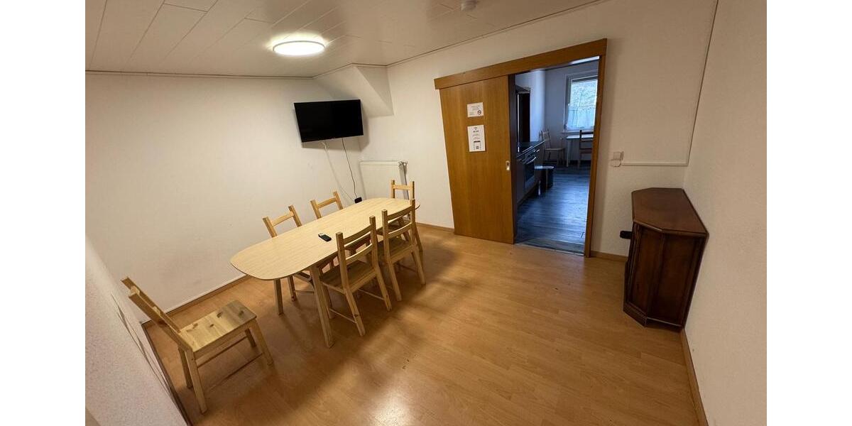 Etagenwohnung Neuental - 4 Zimmer, 85 m&sup2;, 840&euro; | Angebot:25932473