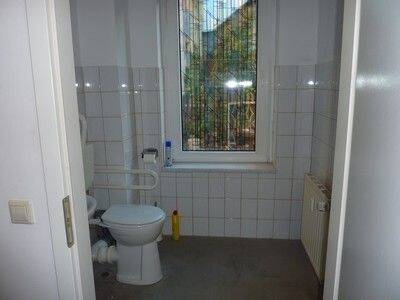 Einfamilienhaus Weißenfels Burgwerben - 2 Zimmer, 300&euro; | Angebot:23939802