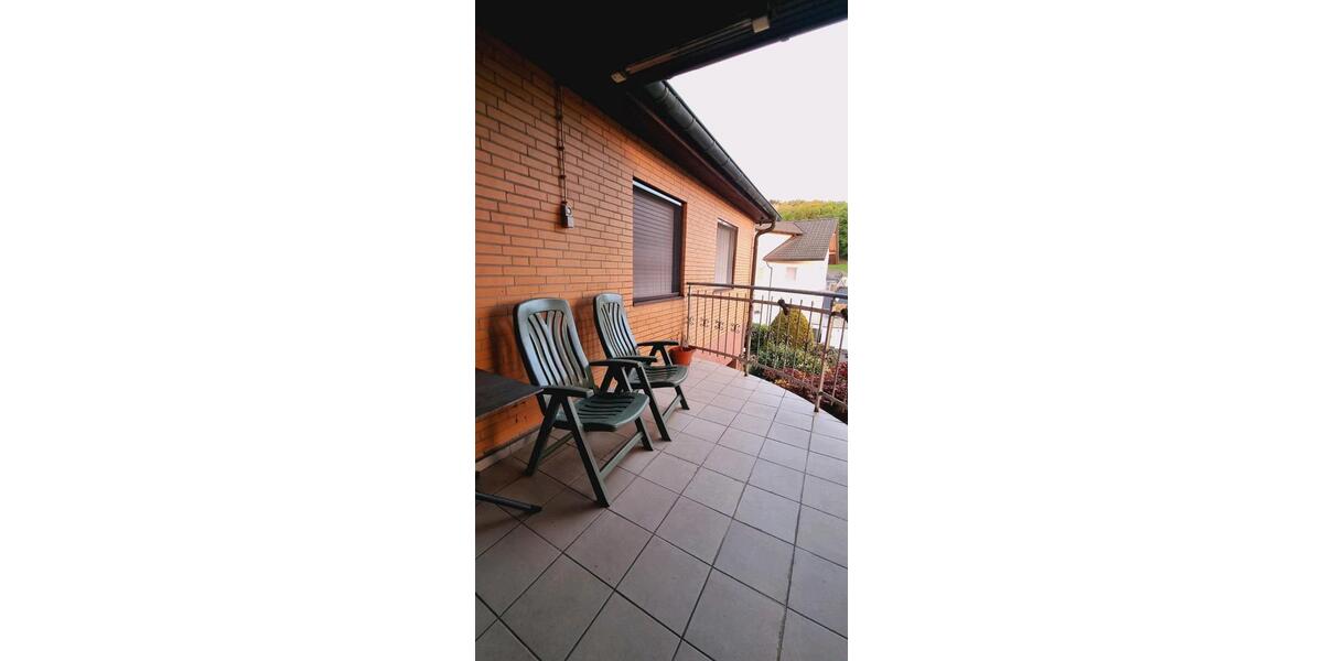 Wohnen auf Zeit Lohmar - 4 Zimmer, 125 m&sup2;, 100&euro; | Angebot:26289069