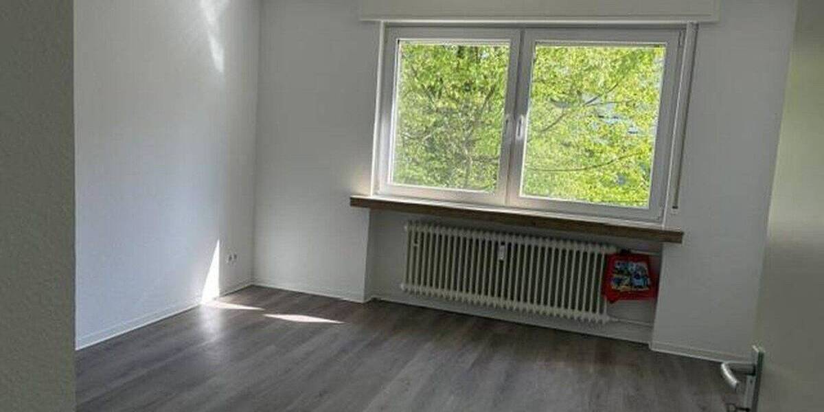 Etagenwohnung Hagen Hochschulviertel - 4 Zimmer, 90 m&sup2;, 975&euro; | Angebot:26803017