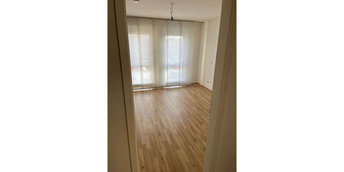 Etagenwohnung Roth - 3 Zimmer, 92 m&sup2;, 920&euro; | Angebot:25550096