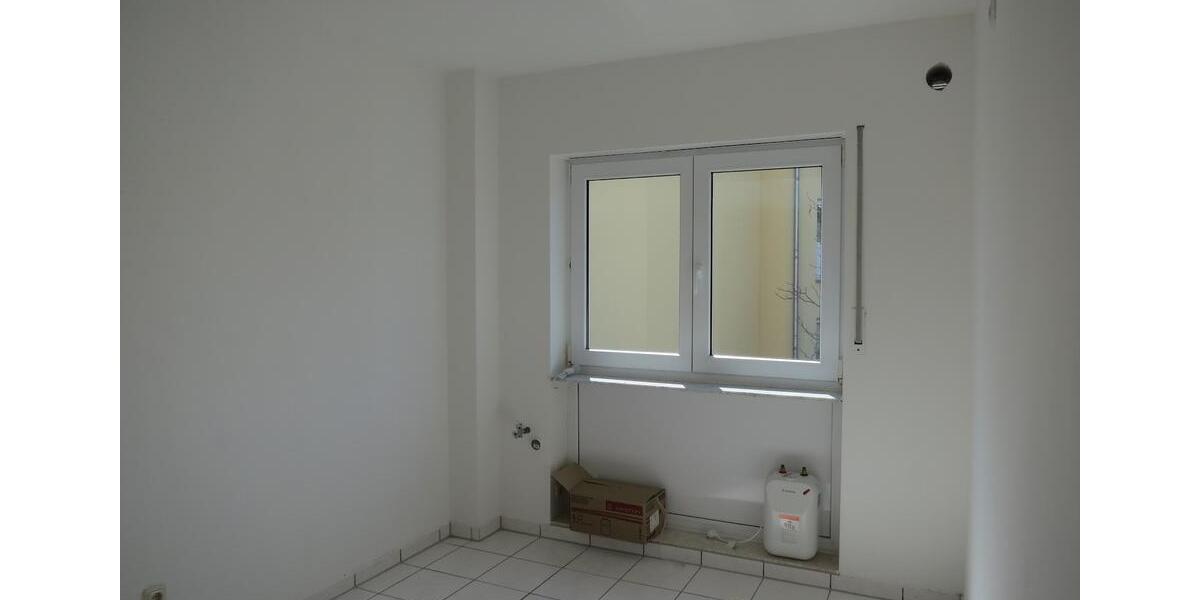 Etagenwohnung Stadtilm - 3 Zimmer, 83 m&sup2;, 490&euro; | Angebot:25999854