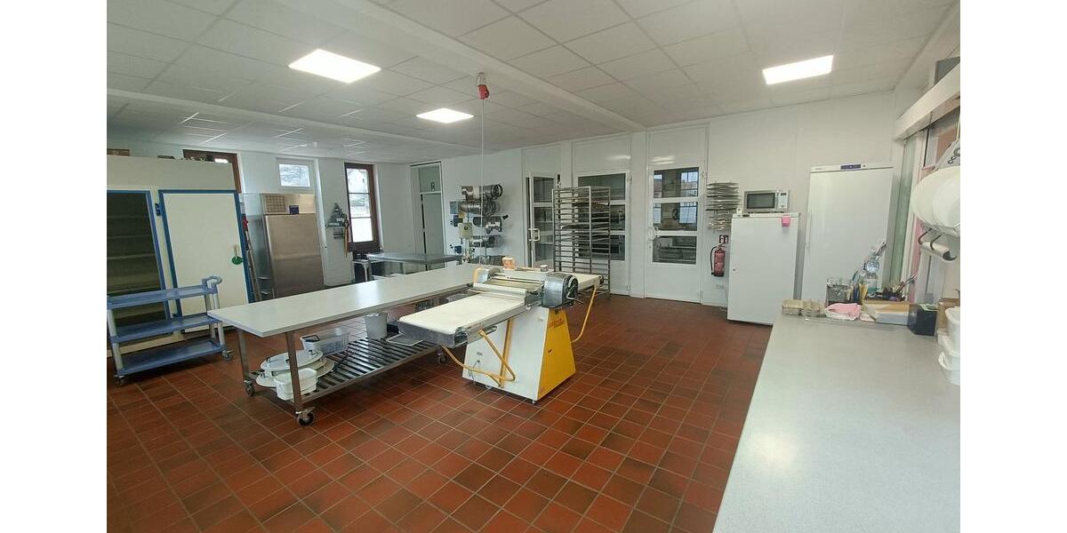 Gewerbeobjekt Horn-Bad Meinberg Bad Meinberg - 1.700&euro; | Angebot:24151764