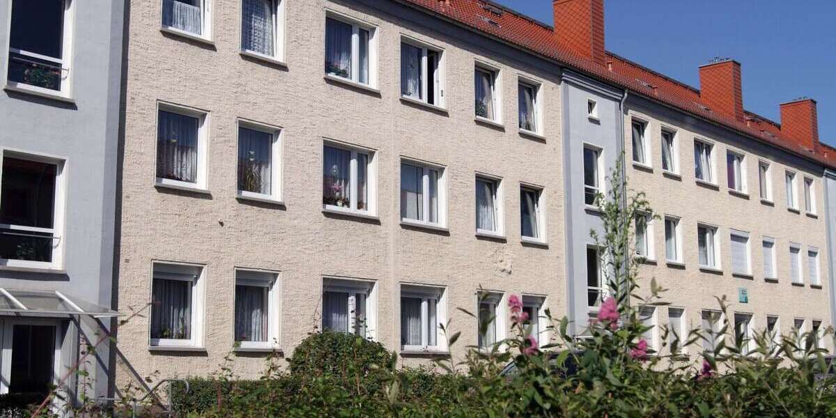 Etagenwohnung Zeitz Aue - 4 Zimmer, 75 m&sup2;, 380&euro; | Angebot:26155997