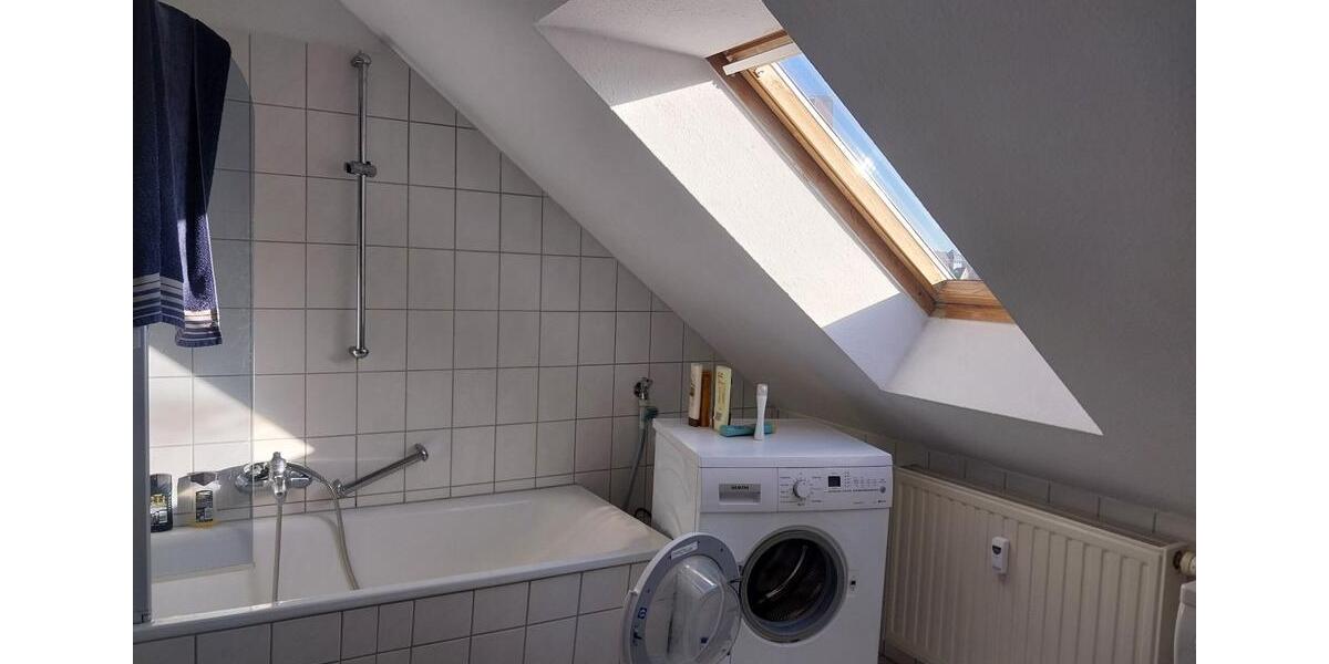 Dachgeschoßwohnung Plauen - 2 Zimmer, 39 m&sup2;, 278&euro; | Angebot:26645159